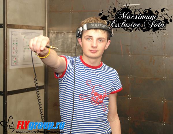 DJ YARIY.JPG