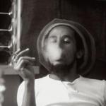 bob_marley-smoking-2.JPG