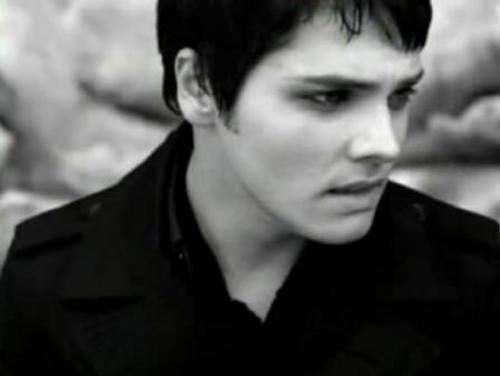 8825558_my_chemical_romancelargemsg117334762538.jpg