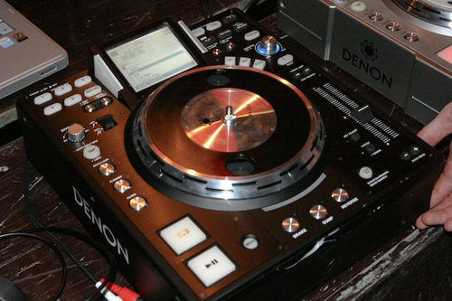 denon_dn_hs5500.jpg