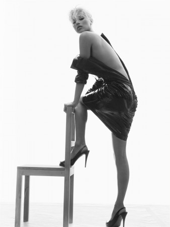 10310_katemoss_craigmcdean2006_03.jpg