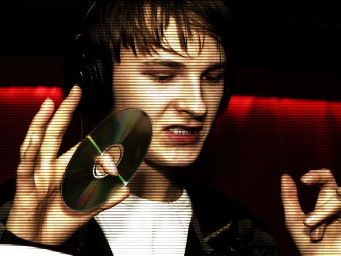 da-hard-tune-).jpg