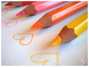 1187689586_love_colors_by_jacquijax.jpg