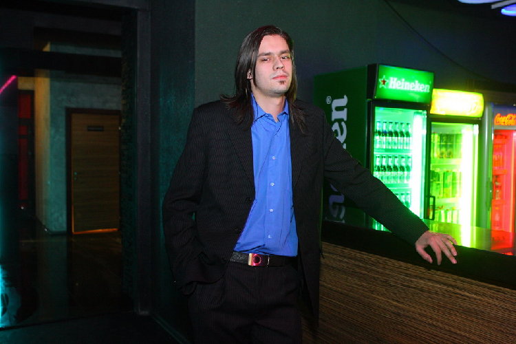 DIMA0096r.jpg