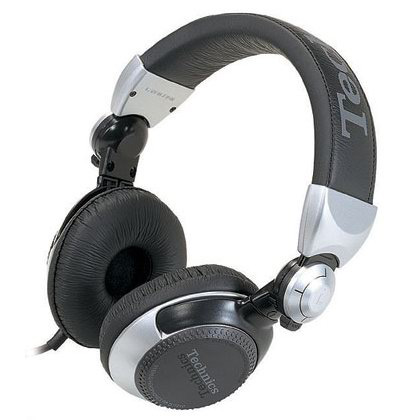 Technics_RP-DJ_1211.jpg