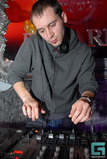 dj%20TO%E2%84%961K_5.jpg