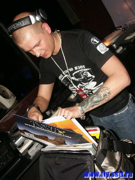 102.jpg