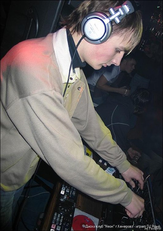 DJ_008.jpg