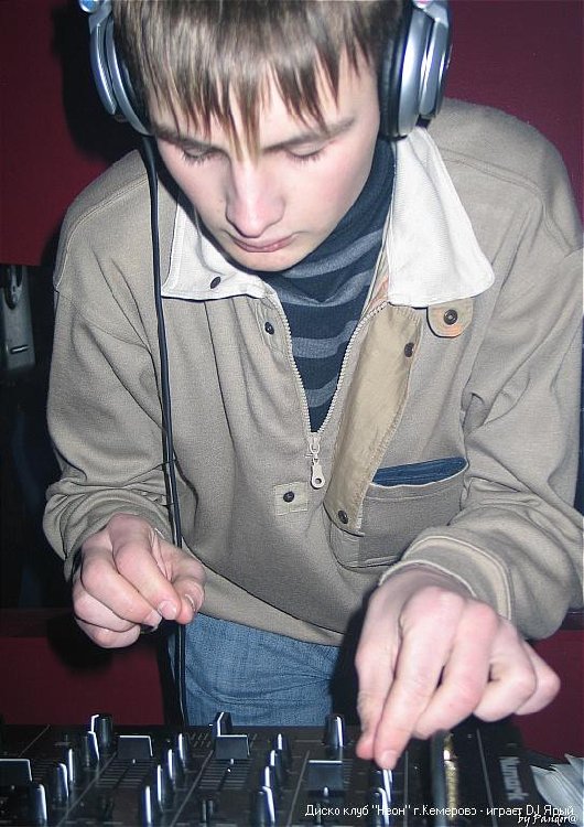 DJ_009.jpg