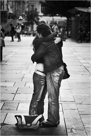 1207668828_oh-it-is-love-6.jpg