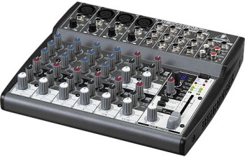 Behringer XENYX 1202.jpg